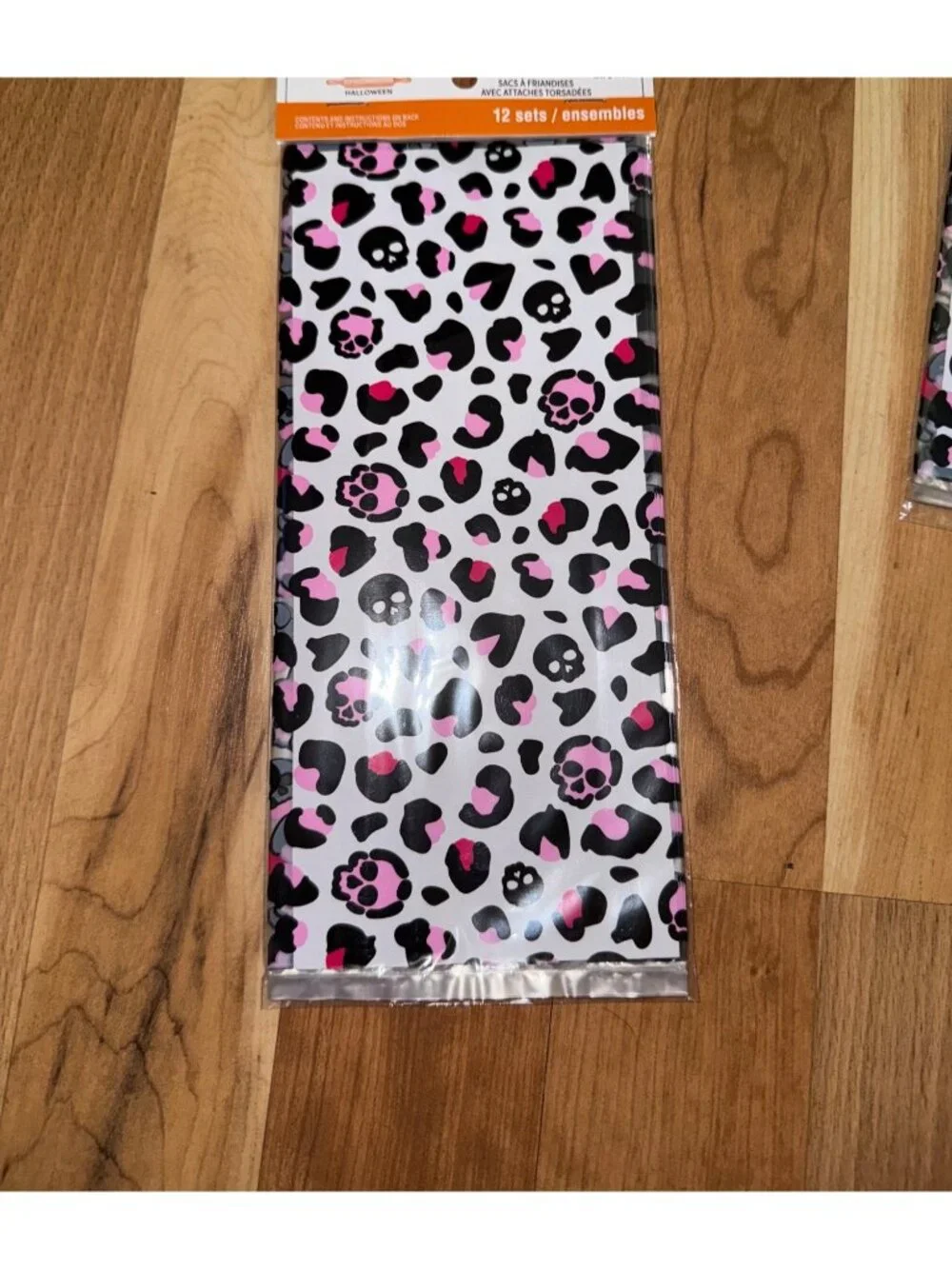 12-Pack Pink & Black Skull & Leopard Print Party Favor Bags With Ties 4